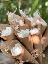 Carregar imagem no visualizador da galeria, Buquê Vela - Rosa (Compra via Whatsapp)