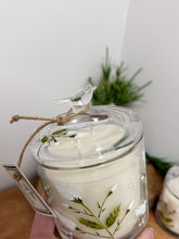 Carregar imagem no visualizador da galeria, Vela pássaro pintada a mão
